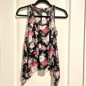 *NWT* Floral Tank